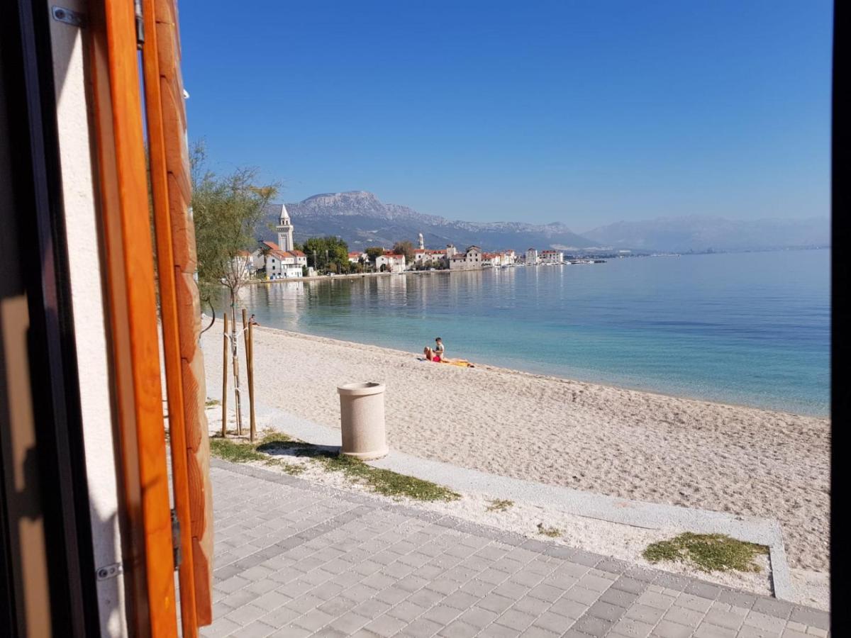 Beachfront House Sea La Vie Kastela Exterior photo